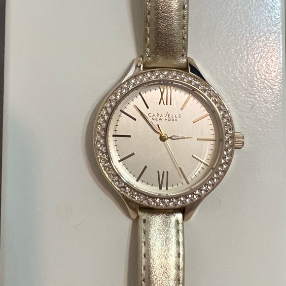 Caravelle New York Gold Watch - Picture 4 of 6